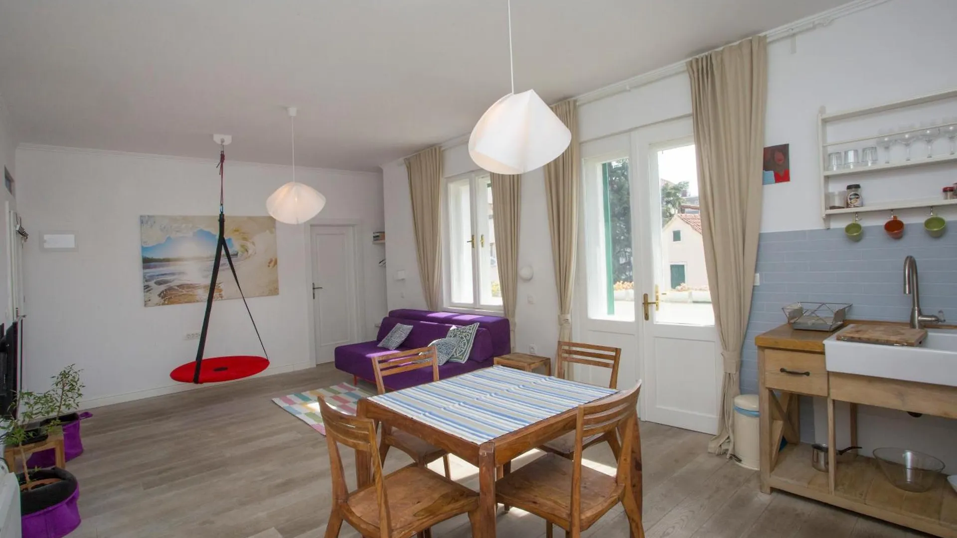 Stylish Theatre Apartments Split