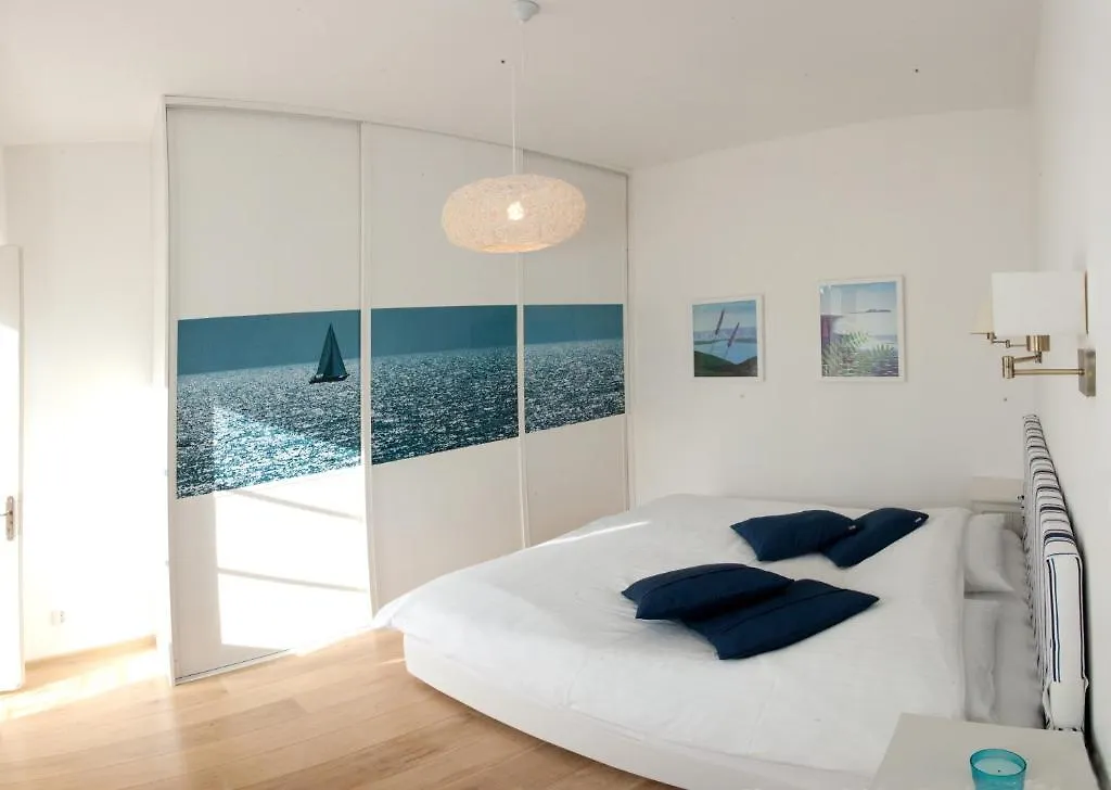 Stylish Theatre Apartments Split
